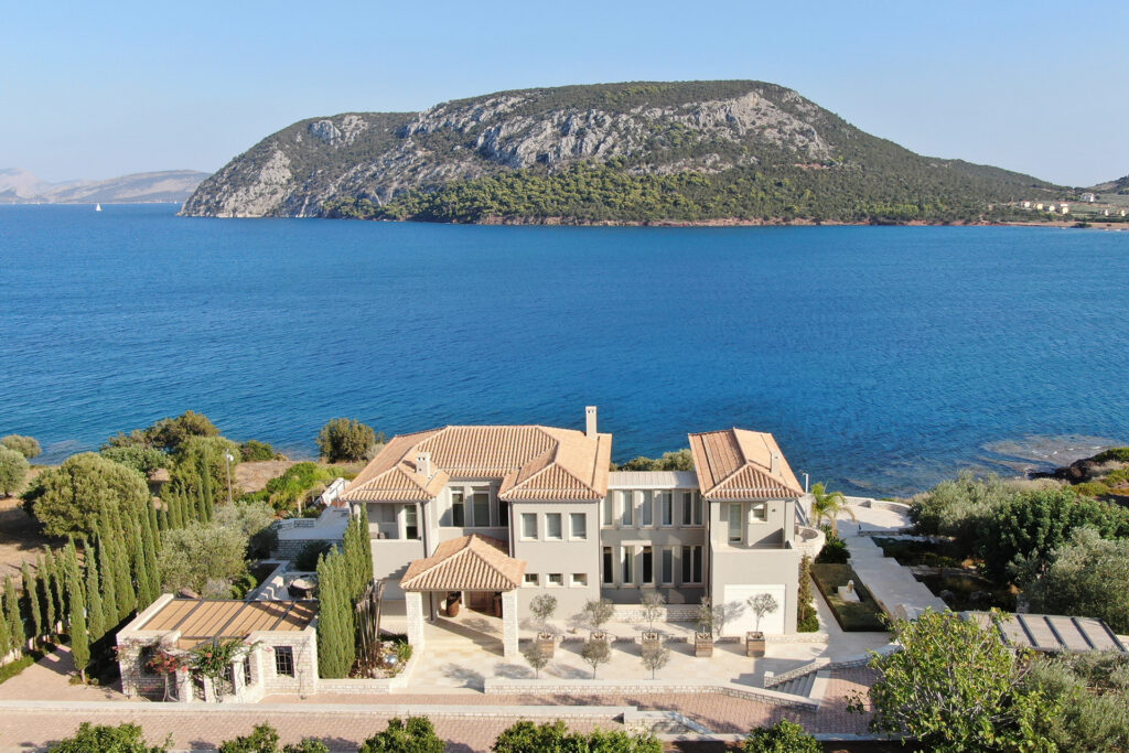 Apollo Seafront Mansion